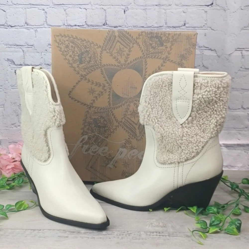 Free People Pitchfork Point Shearling Boot In Arctic Fox~NIB